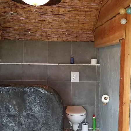 Holiday home Korentil . Cosy House With Private Garden *
