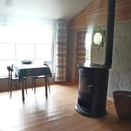 Korentil . Cosy House With Private Garden *