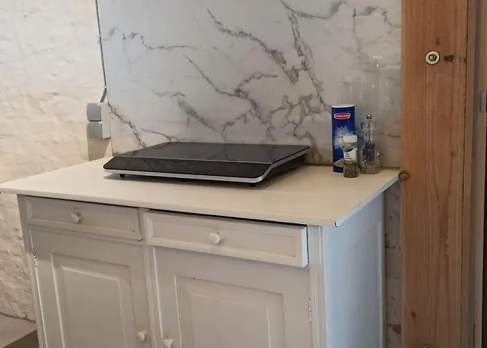 Korentil . Cosy House With Private Garden *