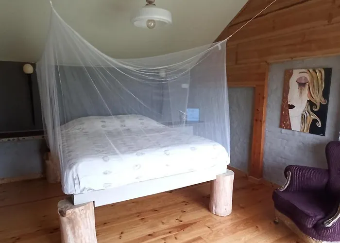 Hébergement de vacances Korentil . Cosy House With Private Garden